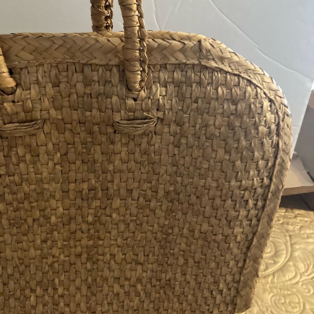 Handwoven Straw Bag with Red and Black Embroidery - Picture 8 of 15